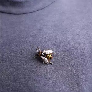 Jewelry - π BEE BROOCH Jewelry - π BEE BROOCH